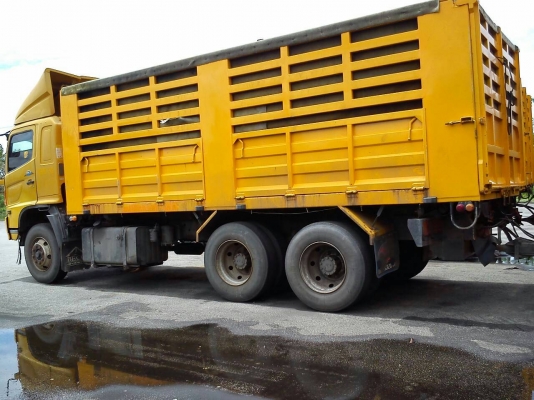 ขายถูก Hino Mega 320hp ปี 46 แม่ตัวเดียว ขายถูก Hino Mega 320hp ปี 46 แม่ตัวเดียว