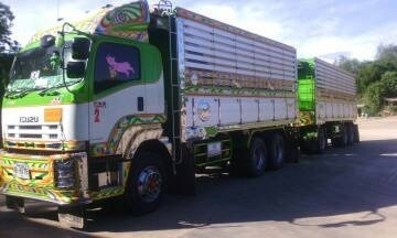 ขายดาว์น ISUZU 360 แรง ปี 56 กระบะดัมพ์อู่สมศักดิ์ แม่ยาว 6.30 เมตร ลูก 7.50 เมตร สูง 2.20 เมตร