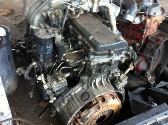 ขายเครื่องมิตซูฟูโซ่ 6M61  210แรงม้า พร้อมเกียร์ เอกสารอินวอยส์ ยังไม่ผ่านการใช้งาน