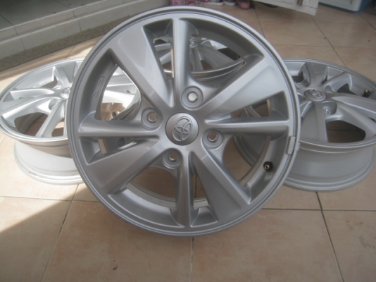 ขายล้อแม็ก Avanza 15"x5" et45 4รู114.3