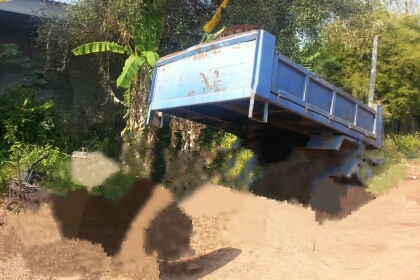 ((ขายไปยโสธร))ขายกระบะดั้ม ชุดกระบอกดั้ม 4ตัน คัสซี่ 75 cm ยาว3.5  ยกลงจากรถตามสภาพ สนใจโทรมาคุยครับ