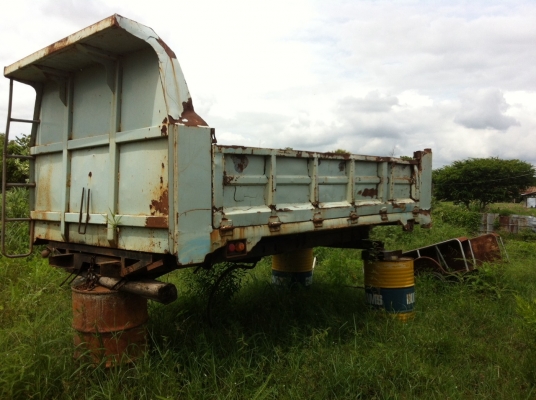 ขายกระบะดั้มดิน ยกลงจากhino fDเปลี่ยนเป็นดั้มเกษตร ค้ัสซี82cm ยาว3.8 ยกลงขายตามสภาพ พร้อมชุดกระบอกดั้ม 8ตัน สนใจโทรถามครับ