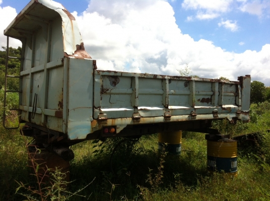 ขายกระบะดั้มดิน ยกลงจากhino fDเปลี่ยนเป็นดั้มเกษตร ค้ัสซี82cm ยาว3.8 ยกลงขายตามสภาพ พร้อมชุดกระบอกดั้ม 8ตัน สนใจโทรถามครับ