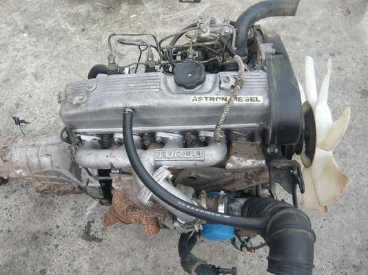 ขายเครื่องยนต์ดีเซล MITSUBHISH 4D55 TUTBO