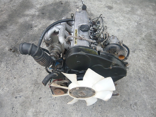 ขายเครื่องยนต์ดีเซล MITSUBHISH 4D55 TUTBO