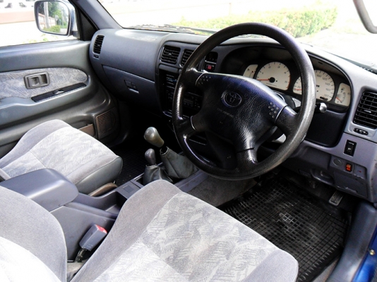 ขาย HILUX TIGER 3.0 4WD เครื่อง KZ TURBO เดิมโรงงานใช้มือเดียวครับ ขาย HILUX TIGER 3.0 4WD เครื่อง KZ TURBO เดิมโรงงานใช้มือเดียวครับ