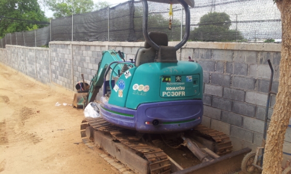 ขายถูกแม็คโครเล็ก komatsu PC30 -7 สภาพดี พร้อมใช้งาน ขายถูกแม็คโครเล็ก komatsu PC30 -7 สภาพดี พร้อมใช้งาน