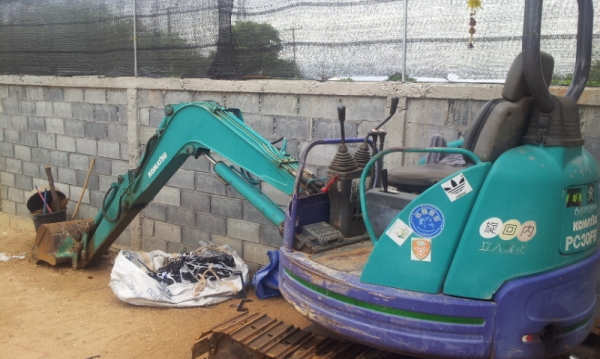 ขายถูกแม็คโครเล็ก komatsu PC30 -7 สภาพดี พร้อมใช้งาน ขายถูกแม็คโครเล็ก komatsu PC30 -7 สภาพดี พร้อมใช้งาน