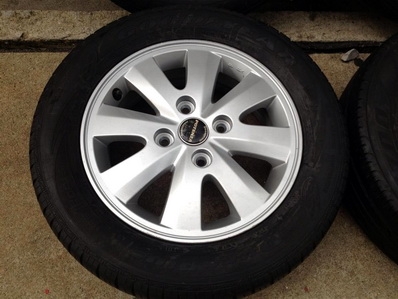 ----ขายแล้ว----แม็กซพร้อมยางปี 11 ใส่รถ 4รู 114 สภาพสวย ตจว ส่งได้ครับ ดูสินค้าได้ที่ ถนนสวนผัก ตลิ่งชัน กทม ครับ