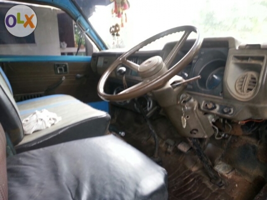 ขายรถเทรลเลอร์KS110แรง เครื่องดี แคชซีสวย ยางดี ภายในสวย มีเครื่องเสียง มีบันไดขึ้นรถเกี่ยว มีคอกข้างเสริม เอกสารพร้อมโอน โทร 090-8588220คุณนะ ID:narong498 หรือ www.truck.in.th/498