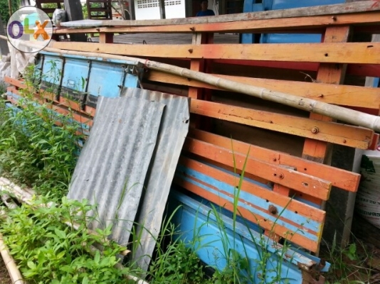 ขายรถเทรลเลอร์KS110แรง เครื่องดี แคชซีสวย ยางดี ภายในสวย มีเครื่องเสียง มีบันไดขึ้นรถเกี่ยว มีคอกข้างเสริม เอกสารพร้อมโอน โทร 090-8588220คุณนะ ID:narong498 หรือ www.truck.in.th/498