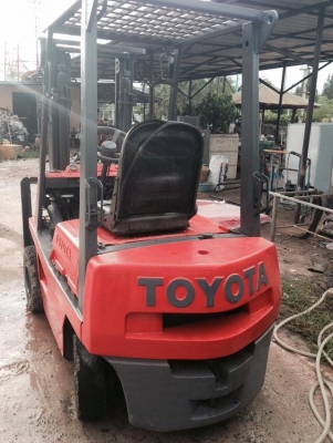 โฟคลิฟ โตโยต้า 1.5ตันเก่านอกพร้อมใช้ได้เลยเช็คเรียบร้อยแล้ว 120000