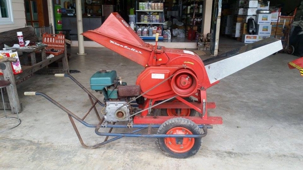 เครื่องย่อยกิ่งไม้มาแล้ว เครื่องย่อยกิ่งไม้มาแล้ว