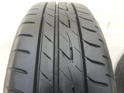 ขายล้อแม็กNISSAN ALMERA VL (รุ่นTOP) พร้อมยางปี13 4 ล้อ