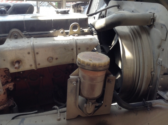 ขาย10ล้อ195พื้นเรียบสวยๆมี2คัน7.2เมตร900,000บาท ขาย10ล้อ195พื้นเรียบสวยๆมี2คัน7.2เมตร900,000บาท