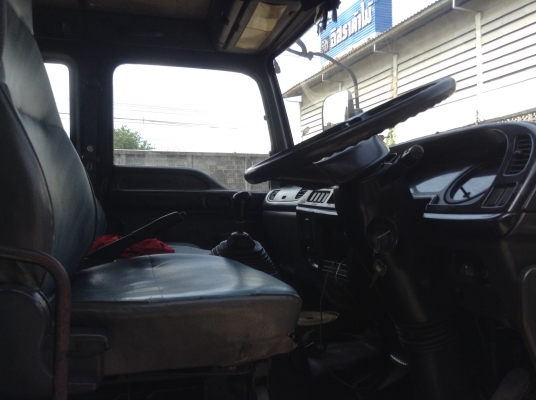 ขาย10ล้อ195พื้นเรียบสวยๆมี2คัน7.2เมตร900,000บาท ขาย10ล้อ195พื้นเรียบสวยๆมี2คัน7.2เมตร900,000บาท