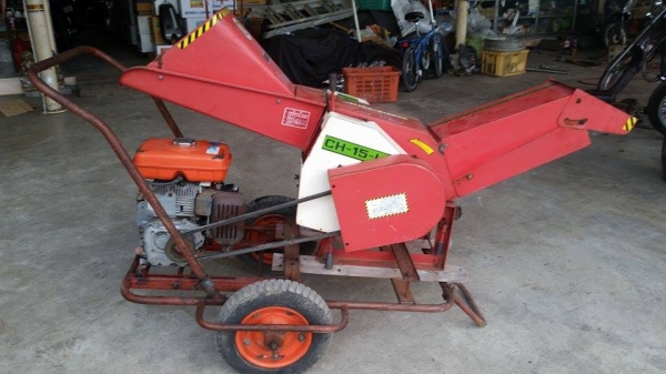 ขายเครื่องย่อยกิ่งไม้จากJapan