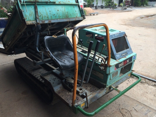 รถบรรทุกพืชเกษตร และงานก่อสร้าง