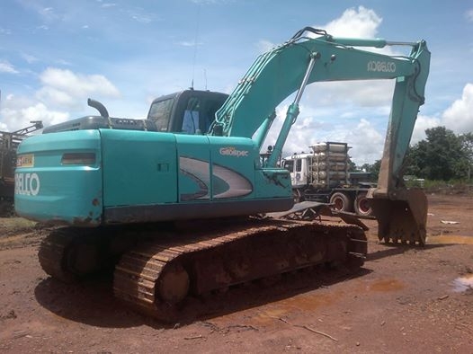 ขายด่วน  รถแบคโฮ  KOBELCO  SK200 รุ่น8 YN11   สภาพดี  12000  ชั่วโมง  พร้อมใช้งาน  เอกสารพร้อม