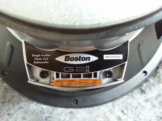 ขายครับ Boston G2 ขนาด12 นิ้วครับ 1 คู่ ครับ สภาพนางฟ้าครับ บินตรงจาก japan