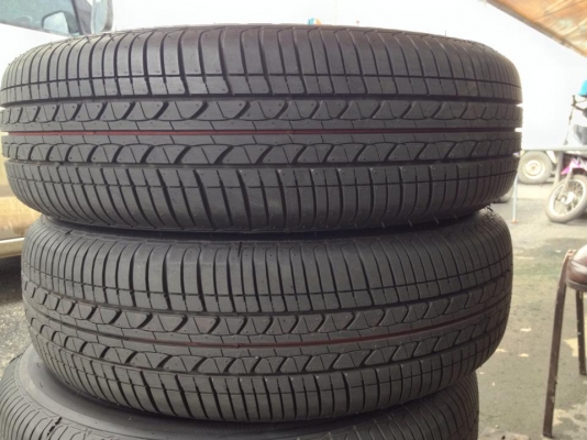 ยาง ถอดป้ายแดง Bridgestone 175-65-15 ปี 14 พร้อมกะทะ 4 วง