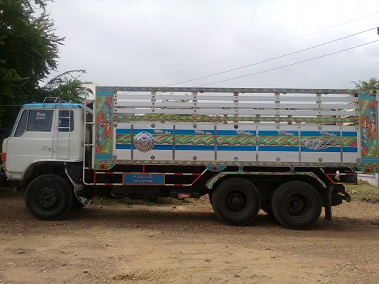 HINO 227 220 แรงม้า 2 เพลาดัมพ์ กระบะอลูมิเนียม