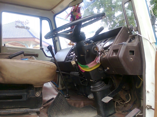 HINO 227 220 แรงม้า 2 เพลาดัมพ์ กระบะอลูมิเนียม