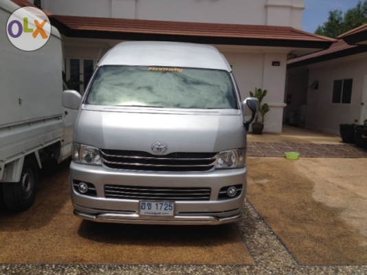รถตู้ toyota commuter