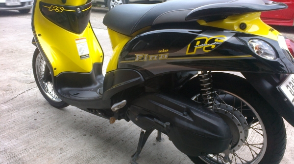Fino PS รถจดทะเบียน 28 พฤศจิกายน ปี55 สีดำ เหลือง