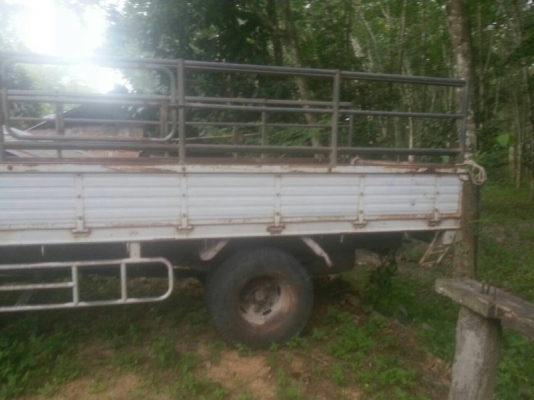 รถฮีโน่ 6 ล้อ รั้ว ( ไม่ดั้ม ) 115 แรงม้า. ปี 48 สนใจติดต่อ 081 - 6079515 รถฮีโน่ 6 ล้อ รั้ว ( ไม่ดั้ม ) 115 แรงม้า. ปี 48 สนใจติดต่อ 081 - 6079515