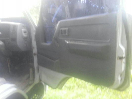 รถฮีโน่ 6 ล้อ รั้ว ( ไม่ดั้ม ) 115 แรงม้า. ปี 48 สนใจติดต่อ 081 - 6079515 รถฮีโน่ 6 ล้อ รั้ว ( ไม่ดั้ม ) 115 แรงม้า. ปี 48 สนใจติดต่อ 081 - 6079515