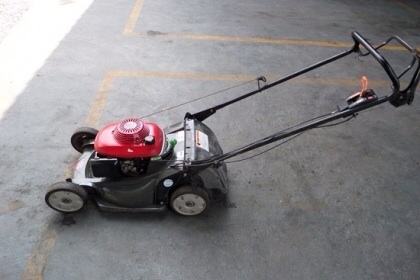 ขาย เครื่องตัดหญ้า HONDA IRX แบบเดินตามนำเข้าจากญี่ปุ่น 8,000