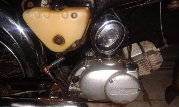 ขาย Suzuki A80 เดิมๆแห้งๆสภาพสวยราคา 5500 บาทครับ