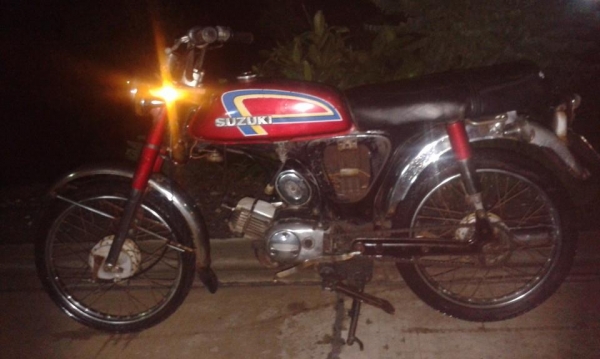 ขาย Suzuki A80 เดิมๆแห้งๆสภาพสวยราคา 5500 บาทครับ