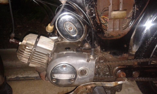 ขาย Suzuki A80 เดิมๆแห้งๆสภาพสวยราคา 5500 บาทครับ