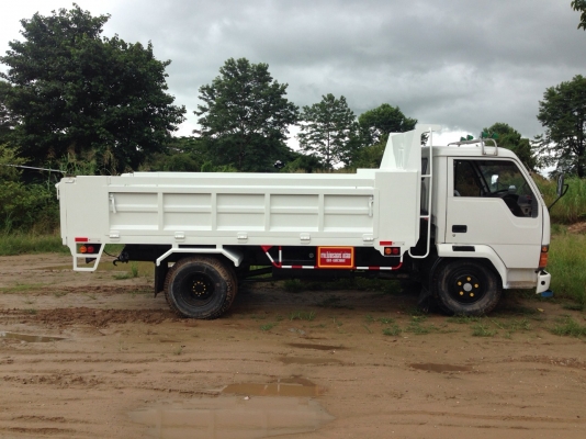 ขาย6ล้อดั้ม135 ต่อใหม่