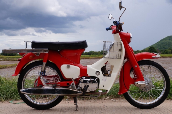 ขาย honda c 100 เครื่อง lifan125 สตาทร์มือ ลูก kaze คาบู N pro เอกสารอินวอย เครื่อง พร้อมใบซื้อขาย โครง สภาพ สวย สด ตามรูปครับ รถพร้อมใช่ ขับดีมาก ครับ
