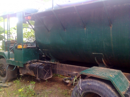 หกล้อ เครืองHINOรถบรรทุกน้ำ สภาพดีพร้อมใช้งาน (ตัวจริงรถสวยสภาพดีมากครับ)ราคา195,000บ บ่มี..เล่มครับ