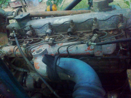 หกล้อ เครืองHINOรถบรรทุกน้ำ สภาพดีพร้อมใช้งาน (ตัวจริงรถสวยสภาพดีมากครับ)ราคา195,000บ บ่มี..เล่มครับ