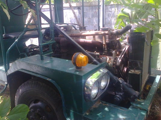 หกล้อ เครืองHINOรถบรรทุกน้ำ สภาพดีพร้อมใช้งาน (ตัวจริงรถสวยสภาพดีมากครับ)ราคา195,000บ บ่มี..เล่มครับ