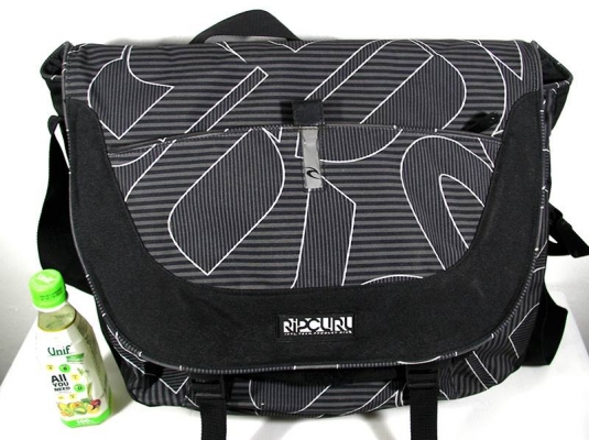 Backpack , กระเป๋าเดินทาง กระเป๋าเป้ มือสองของแท้ คัดคุณภาพ... อัพเดทเกือบทุกวัน เข้ามาดูเรื่อยๆนะครับ