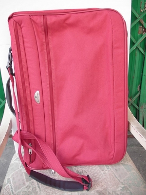 Backpack , กระเป๋าเดินทาง กระเป๋าเป้ มือสองของแท้ คัดคุณภาพ... อัพเดทเกือบทุกวัน เข้ามาดูเรื่อยๆนะครับ