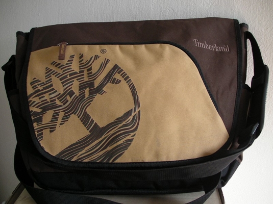 Backpack , กระเป๋าเดินทาง กระเป๋าเป้ มือสองของแท้ คัดคุณภาพ... อัพเดทเกือบทุกวัน เข้ามาดูเรื่อยๆนะครับ