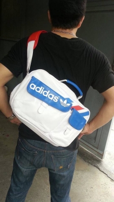 Backpack , กระเป๋าเดินทาง กระเป๋าเป้ มือสองของแท้ คัดคุณภาพ... อัพเดทเกือบทุกวัน เข้ามาดูเรื่อยๆนะครับ