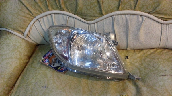 ไฟหน้า  Camry ซีน่อน ดุ๊กดิ๊ก