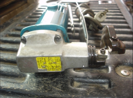 ขาย MAKITA JS1600 เครื่องตัดเหล็กแผ่น 1.6mm 300W