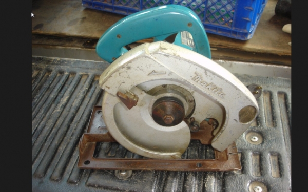 เลื่อยวงเดือน 8 นิ้ว(Makita) Model 5700