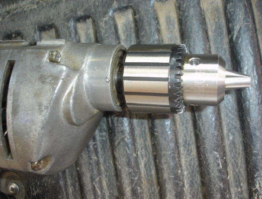 ขายสว่านไฟฟ้า makita 13mm. รุ่น 6301 (700w.)