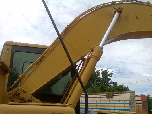 ขายรถแบคโฮ CAT 320B มีเอกสาร