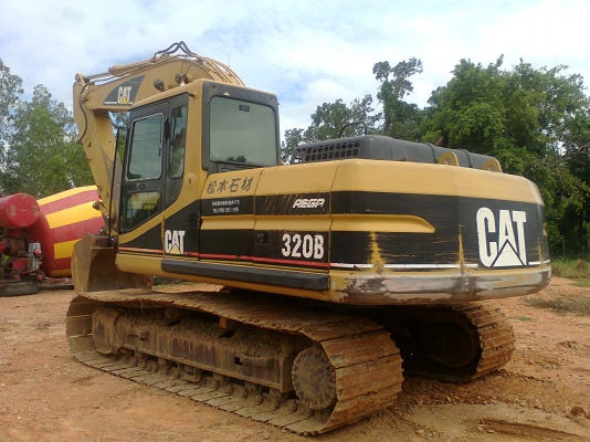 ขายรถแบคโฮ CAT 320B มีเอกสาร
